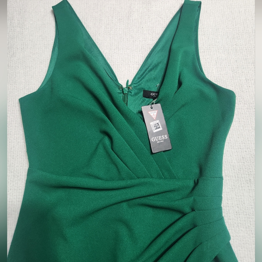 Guess Asymmetrical Green Dress Size 8 - Picture 5 of 14